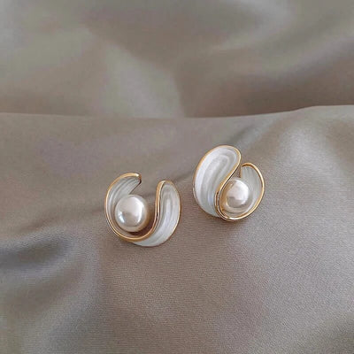 Luxueuze witte opal oorbellen met parels Goud