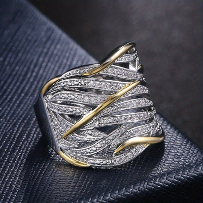 Elegante meerlaagse gedraaide ring