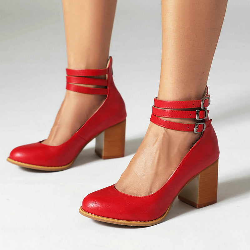Casilda | Gladde sandalen met enkelband en dikke hak