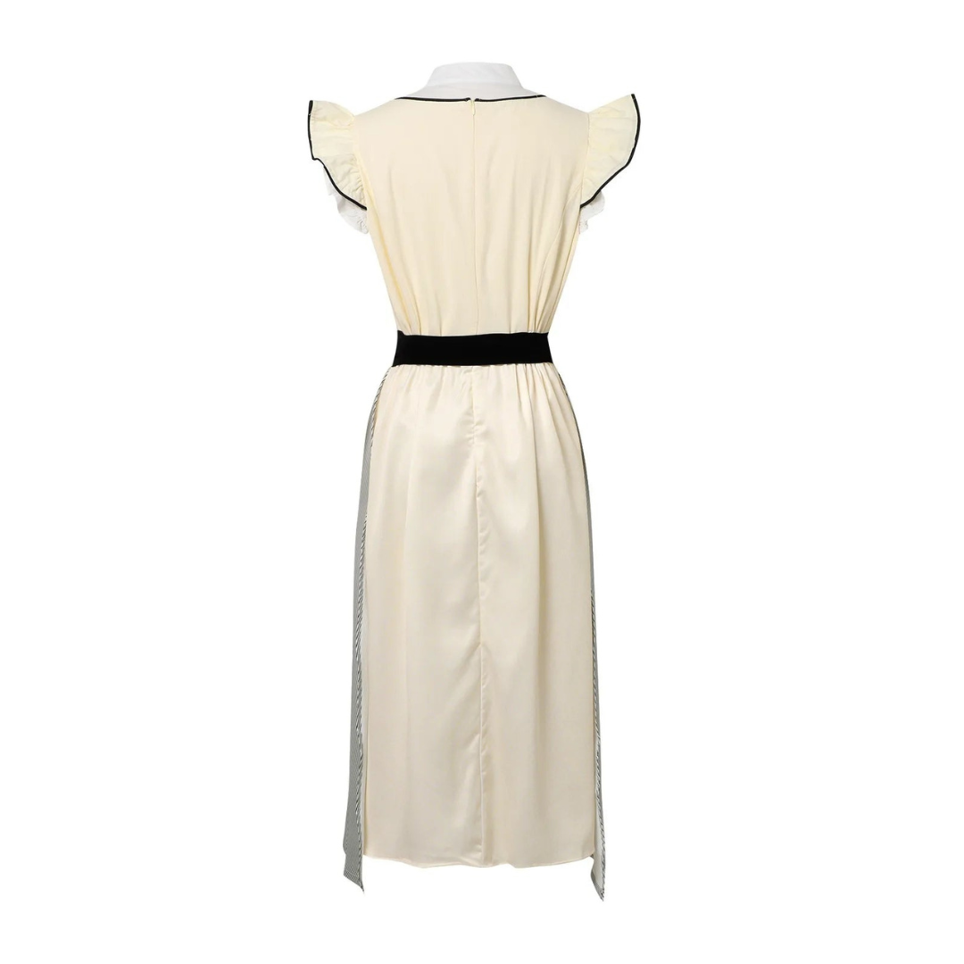 Stijlvolle dames dirndl jurk voor Oktoberfest met luxe schort, getailleerde corsage en authentieke accenten