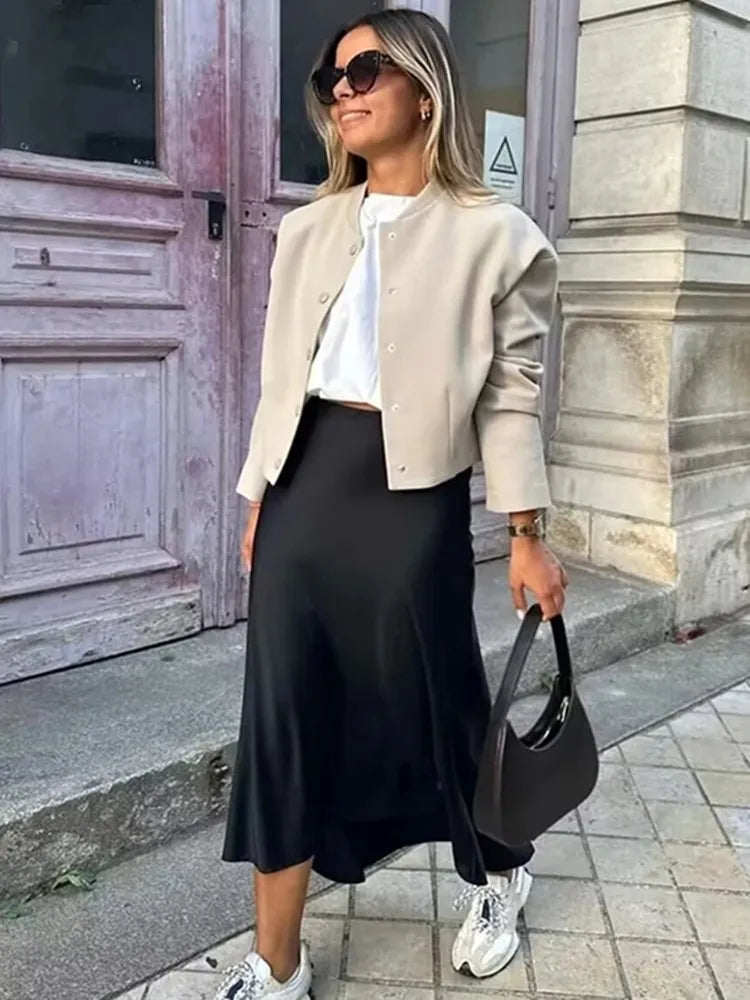 Drew | Tijdloze satijnen midi-rok met luxe uitstraling