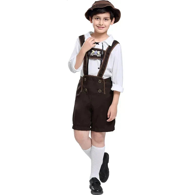 Feestelijk Oktoberfest Jongenskostuum met Lederhosen, Shirt en Hoed voor de Ideale Look