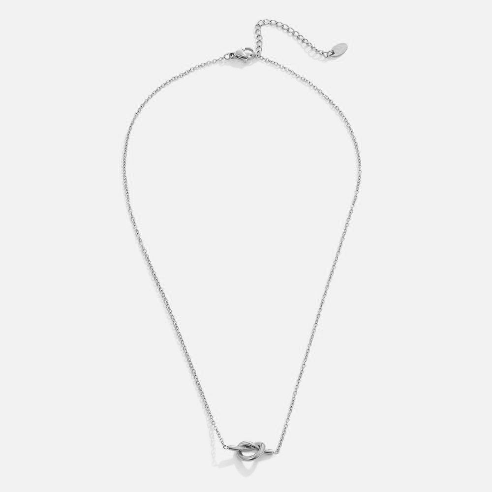 Adela Knoop Zilveren Hanger