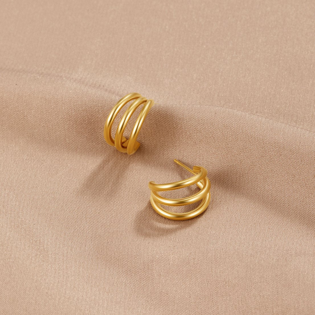 Ana Triple Gouden Oorbellen
