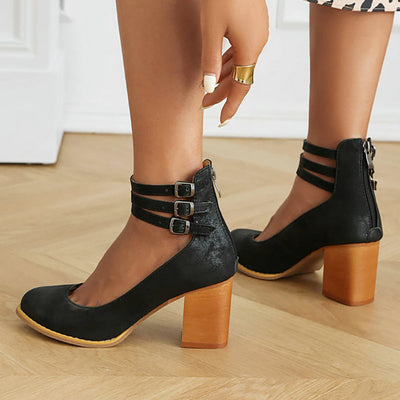 Casilda | Gladde sandalen met enkelband en dikke hak