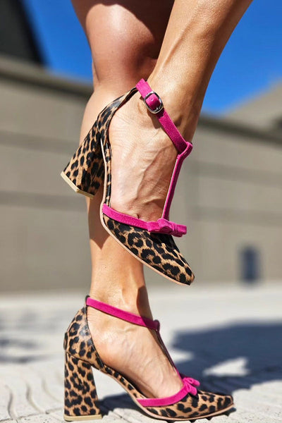 Leontina | Groene sandalen met luipaardpatroon en gekleurde accenten