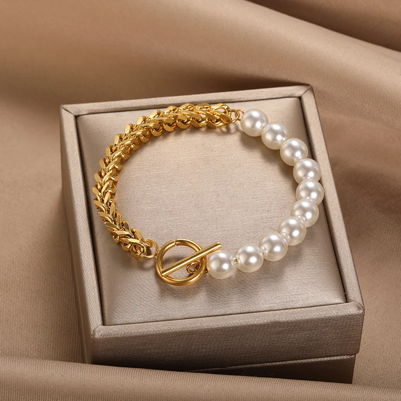 Elegante Gouden en Parelarmband