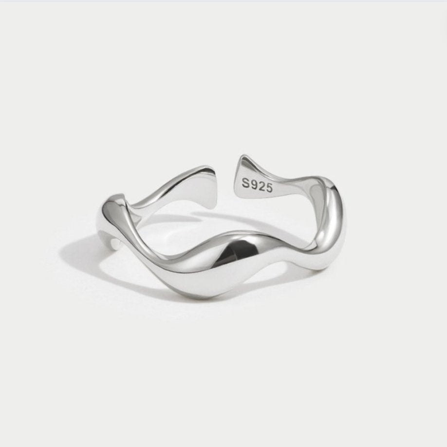 Waves - Minimalistische Ring
